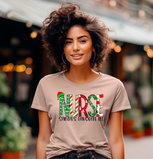 SANTA'S HELPER TEE